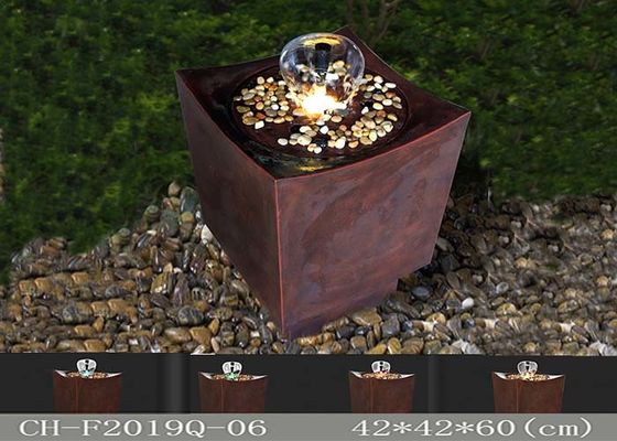 Polyresin χρυσός καφετής πηγών ελαφριού νερού Delux θερμός οδηγημένος προμηθευτής